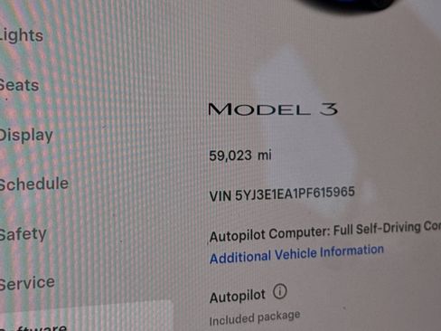 Used 2023 Tesla Model 3 Standard Range image 11