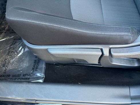 Used 2025 Nissan Sentra SV FWD image 22