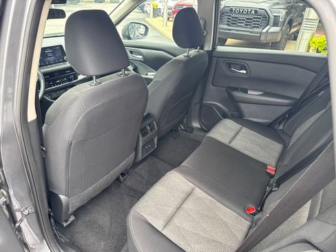 Used 2024 Nissan Rogue SV FWD image 16