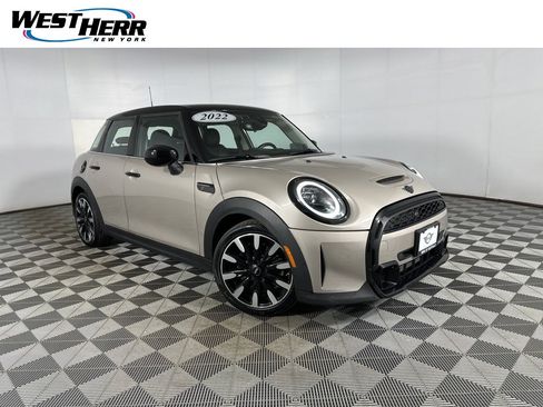Used 2022 MINI Cooper S image 1