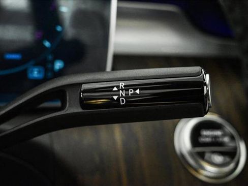 New 2026 Mercedes-Benz C 300 4MATIC Sedan image 12