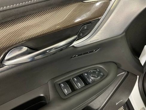 Certified 2025 Cadillac XT6 Premium Luxury w/ Platinum Package AWD/4WD image 23
