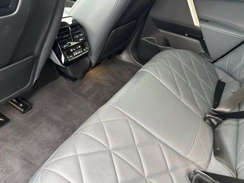 Used 2022 BMW iX xDrive50 w/ Premium Package image 27