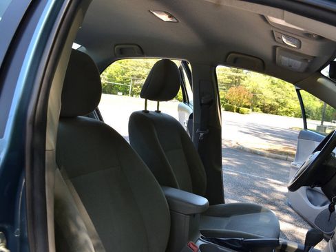 Used 2013 Toyota Corolla LE FWD image 14