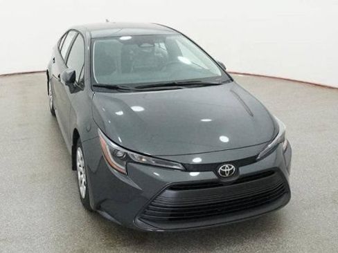 New 2026 Toyota Corolla LE FWD image 13