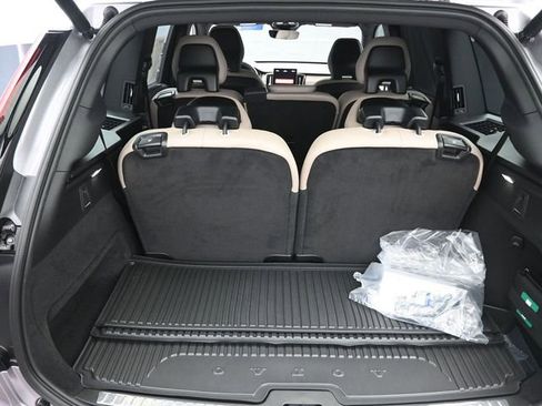 New 2026 Volvo XC90 B6 Ultra w/ Protection Package Premier image 24