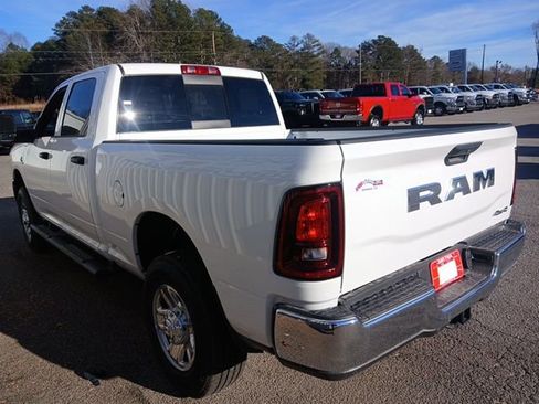 New 2026 RAM 2500 Tradesman AWD/4WD image 9