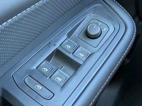 New 2026 Volkswagen Atlas SE image 23