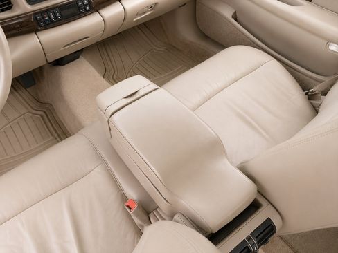 Used 2003 Buick Le Sabre Limited w/ Celebration Edition Package FWD image 8