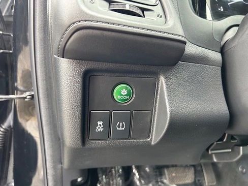 Used 2019 Honda HR-V LX image 21