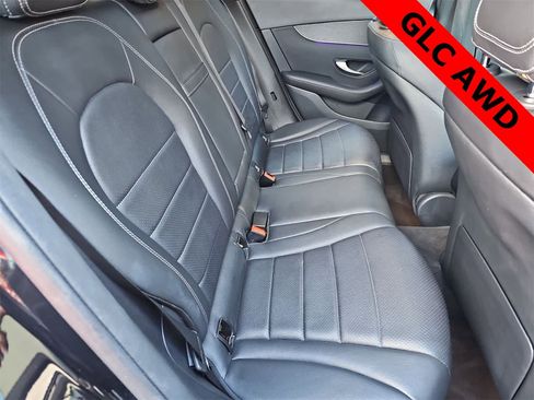 Used 2022 Mercedes-Benz GLC 300 4MATIC w/ Premium Package Lite image 17