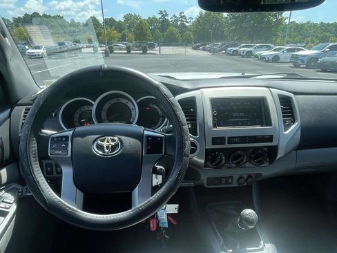 Used 2012 Toyota Tacoma 4x4 Double Cab w/ TRD Off-Road Pkg image 14