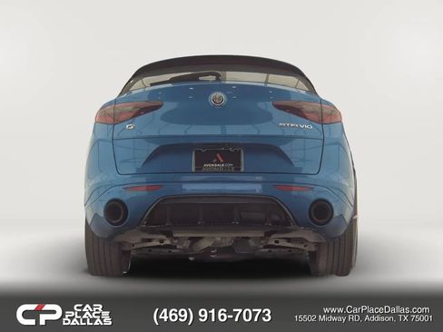 Used 2023 Alfa Romeo Stelvio Veloce AWD/4WD image 7