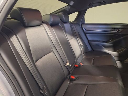 Used 2021 Honda Accord Sport image 29