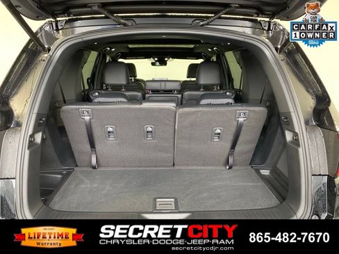 Used 2025 Honda Pilot Black Edition image 29