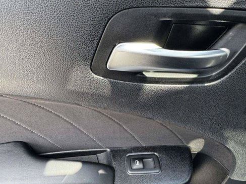 Used 2020 Dodge Charger SXT RWD image 32