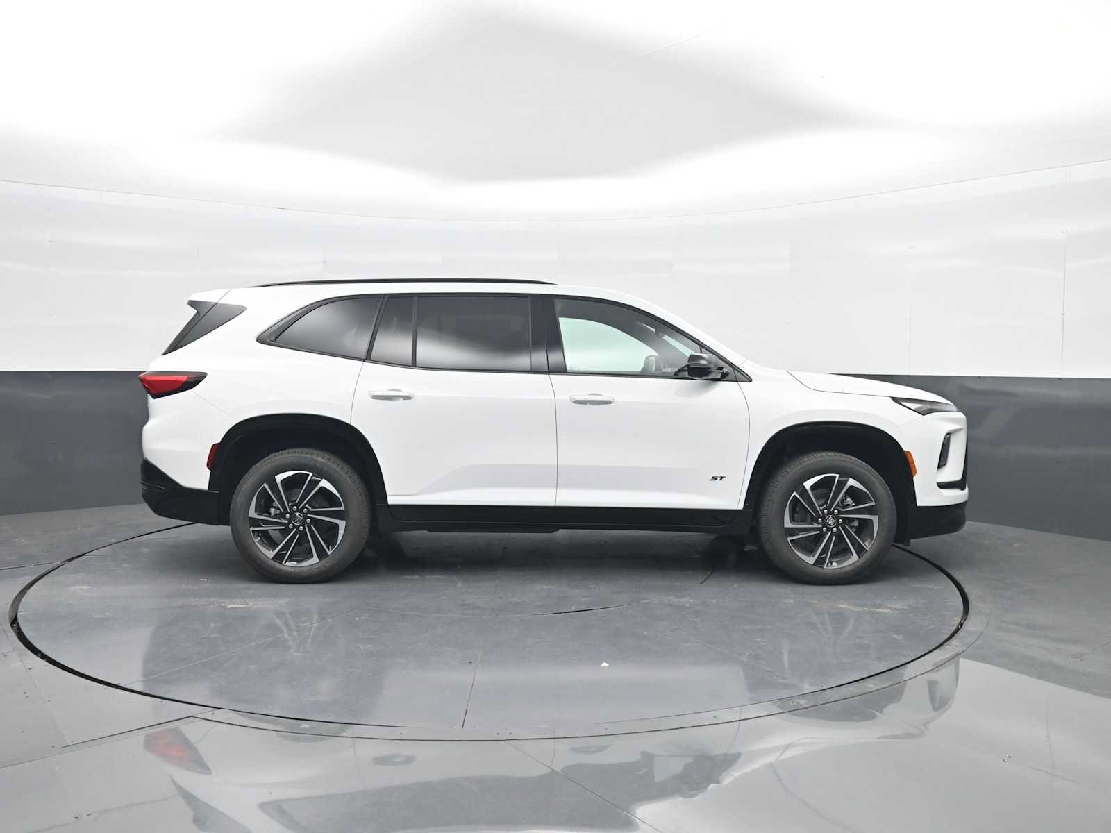 New 2026 Buick Enclave Sport Touring w/ Power Package AWD/4WD image 9