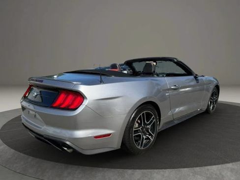 Used 2020 Ford Mustang Premium RWD image 5