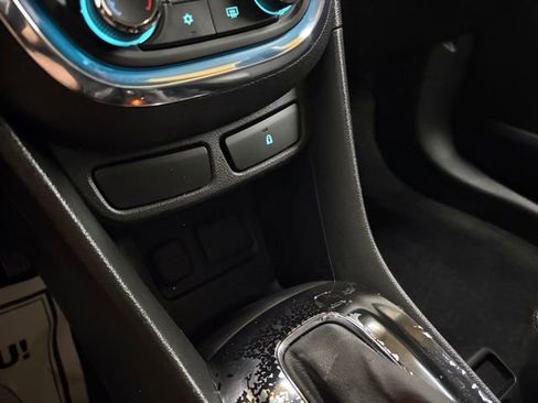Used 2013 Buick Encore FWD image 44