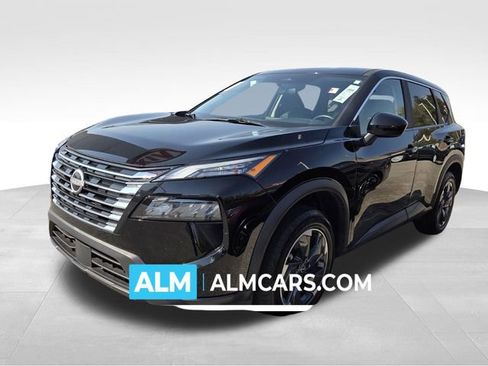 Used 2025 Nissan Rogue SV image 1