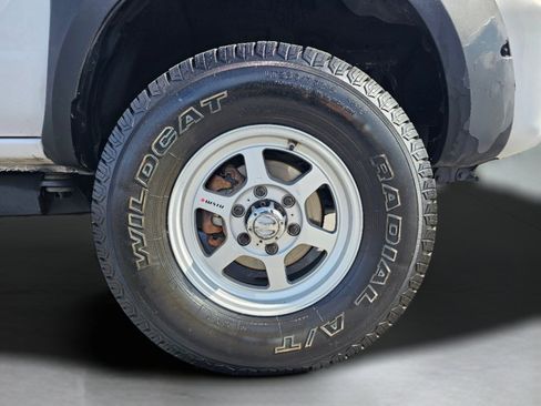 Used 2004 Nissan Frontier S/C image 24