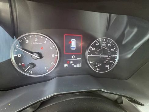 Certified 2024 Subaru Outback Premium AWD/4WD image 30