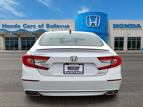 Certified 2022 Honda Accord Sport image 4