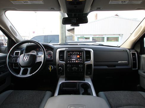 Used 2017 RAM 1500 Big Horn image 13