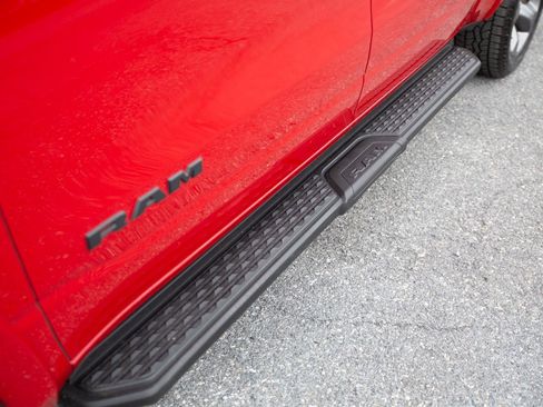 Used 2022 RAM 1500 Big Horn w/ Built-to-serve Edition image 10