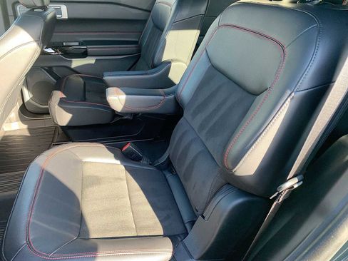 Used 2023 Ford Explorer ST-Line w/ Class IV Trailer Tow Package image 25