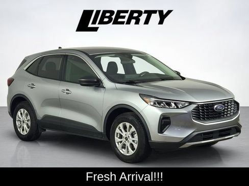 Certified 2023 Ford Escape Active w/ Tech Pack #1 AWD/4WD image 1