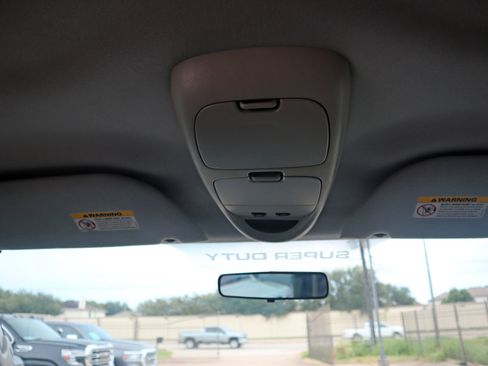 Used 2003 Ford F250 XL image 23