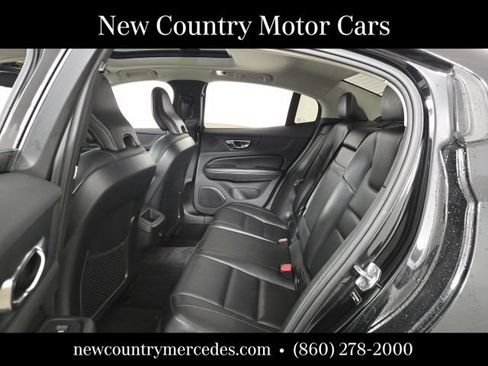 Used 2019 Volvo S60 T6 Momentum w/ Premium Package AWD/4WD image 16