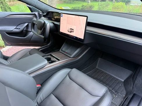 Used 2022 Tesla Model S AWD/4WD image 5