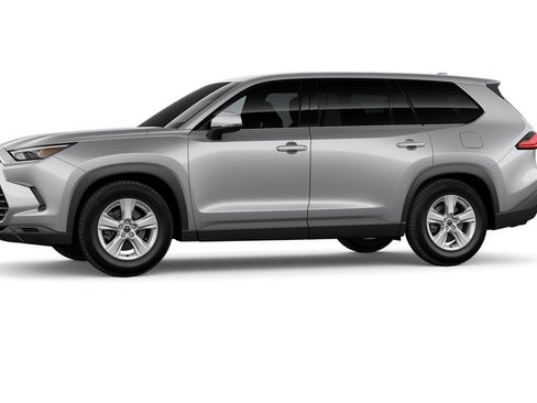 New 2026 Toyota Grand Highlander LE image 5