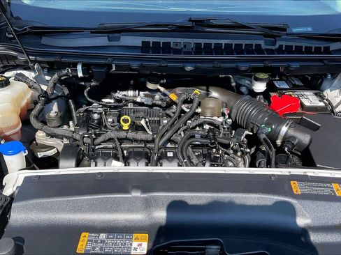Used 2019 Ford Edge SE FWD image 31