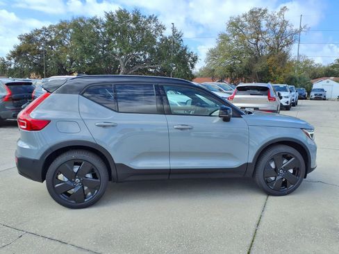 New 2026 Volvo XC40 B5 Ultra w/ Protection Package Premier image 8