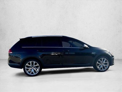 Used 2017 Volkswagen Golf Alltrack SEL AWD/4WD image 5