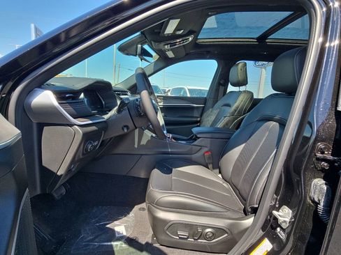 New 2026 Jeep Grand Cherokee L Limited AWD/4WD image 11