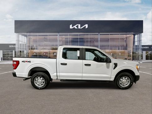Used 2021 Ford F150 XL w/ Trailer Tow Package image 9