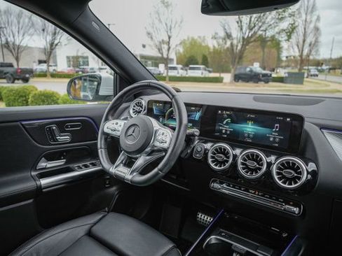 Certified 2022 Mercedes-Benz GLA 35 AMG 4MATIC image 17