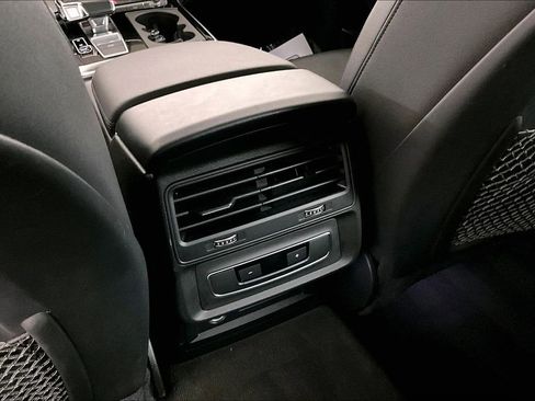 Used 2021 Audi Q7 3.0T Premium Plus w/ Premium Plus Package image 36