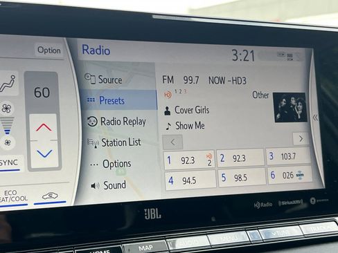 Certified 2022 Toyota Mirai XLE w/ Advanced Technology Package image 21