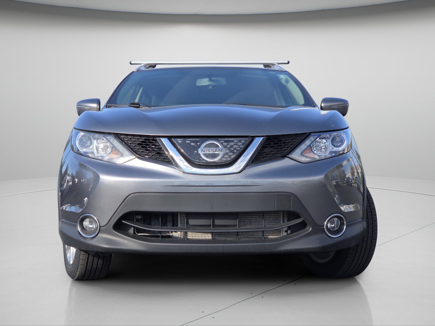 Used 2018 Nissan Rogue Sport SV w/ SV All-Weather Package AWD/4WD image 3
