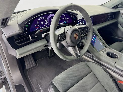 Certified 2025 Porsche Taycan GTS image 4