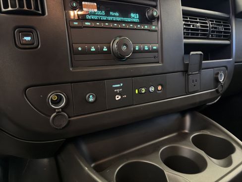 New 2025 Chevrolet Express 2500 Extended w/ Driver Convenience Package image 20