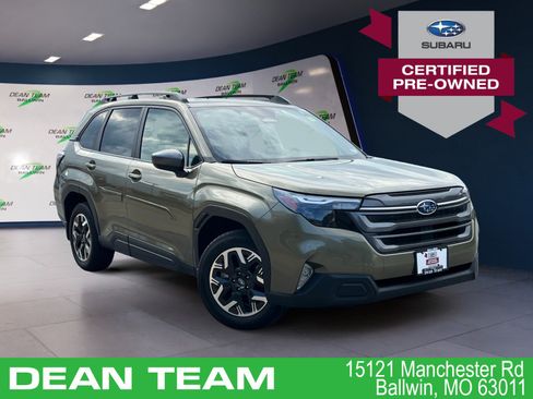 Certified 2025 Subaru Forester Premium image 1