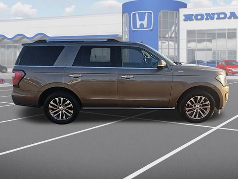 Used 2018 Ford Expedition Limited image 10