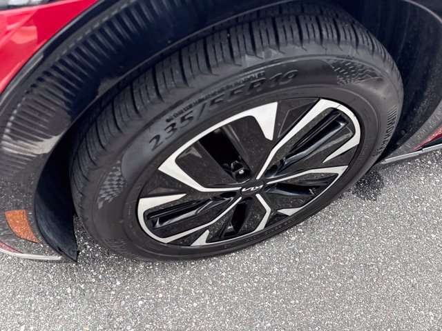 Used 2022 Kia EV6 Wind RWD image 4