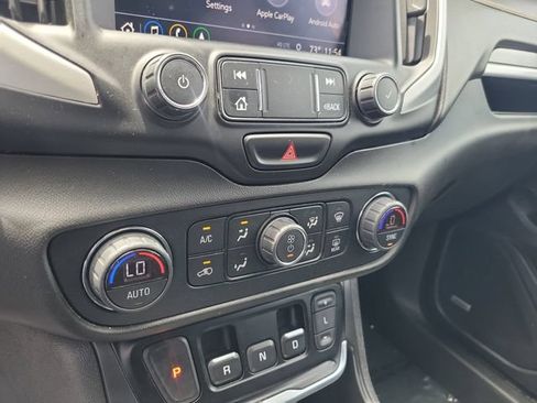 Used 2020 GMC Terrain SLT w/ Preferred Package AWD/4WD image 32